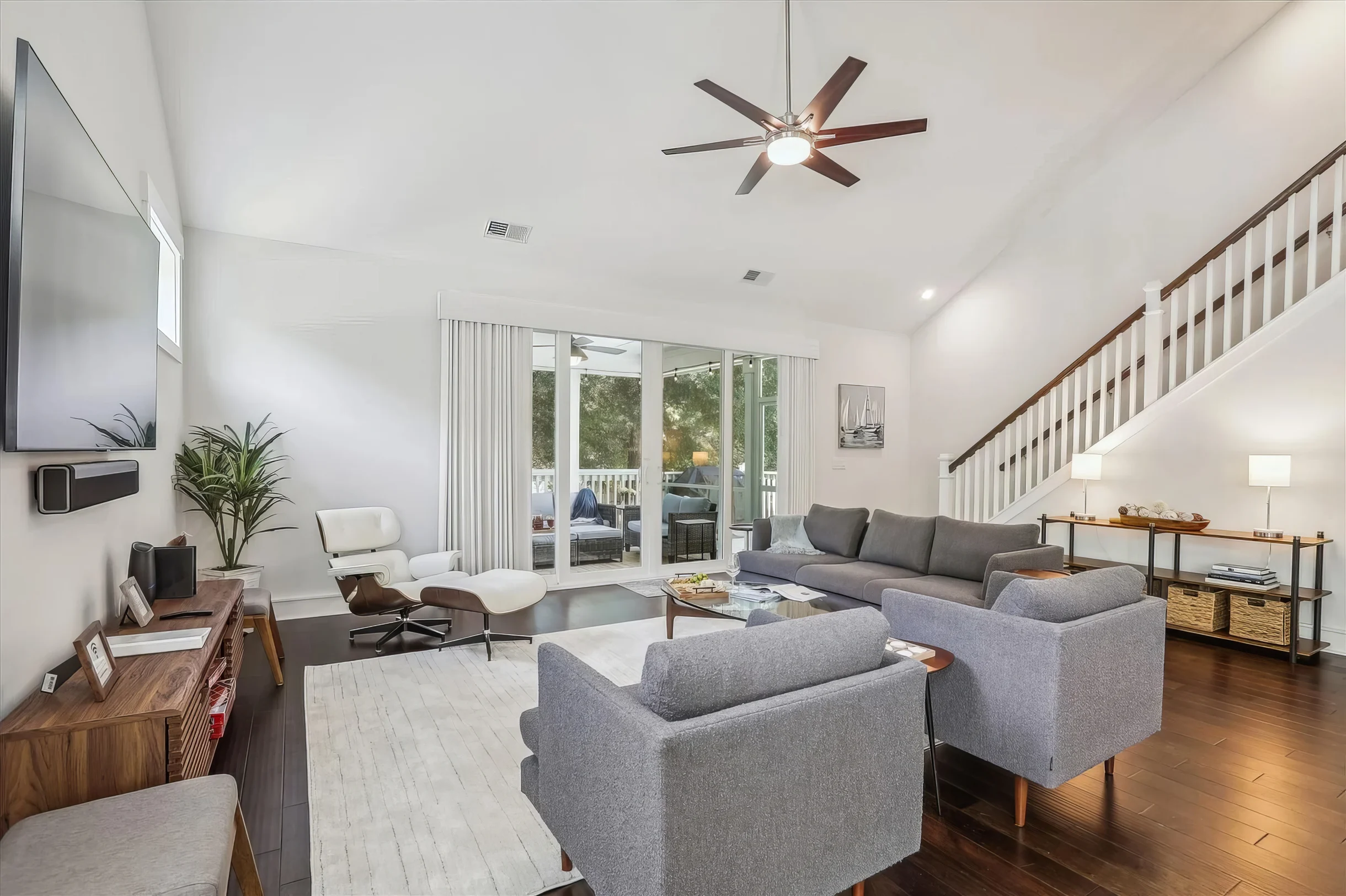 1 Azalea Street #8