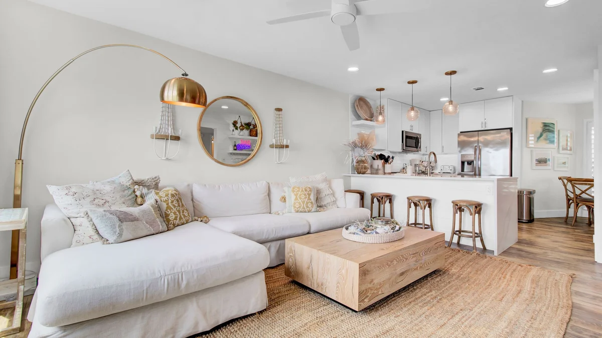 Wander Palms Penthouse