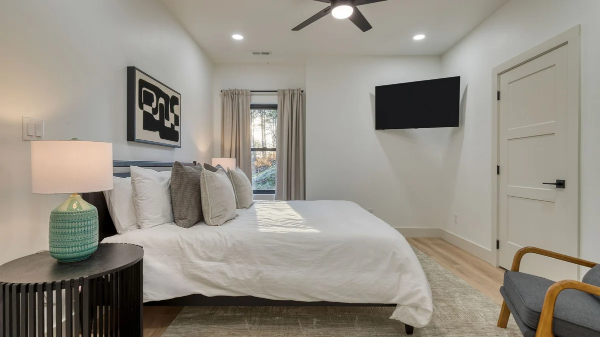 Wander Gatlinburg Peaks