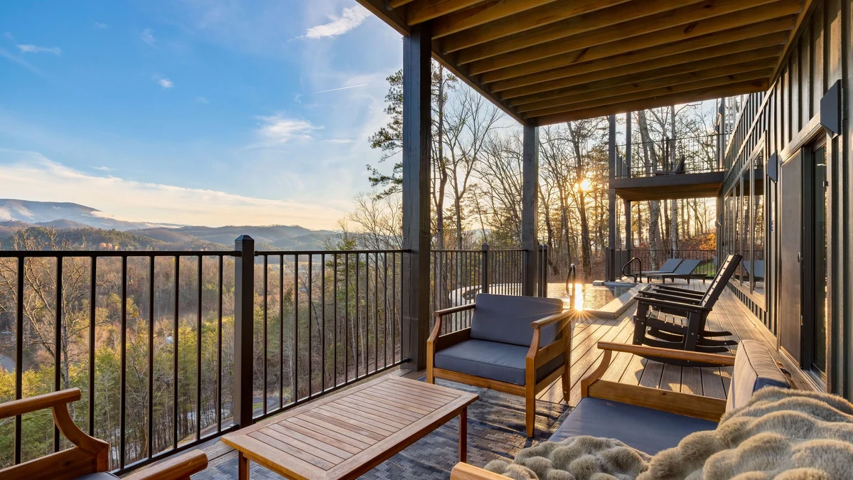 Wander Gatlinburg Peaks