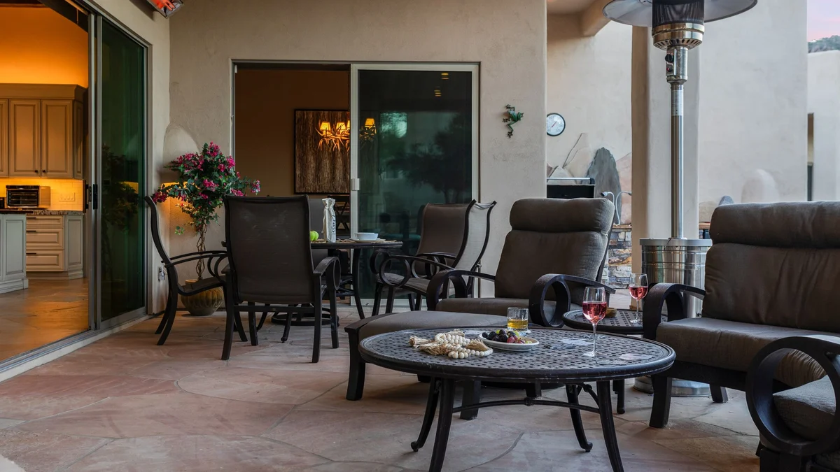 Wander Cave Creek Desert