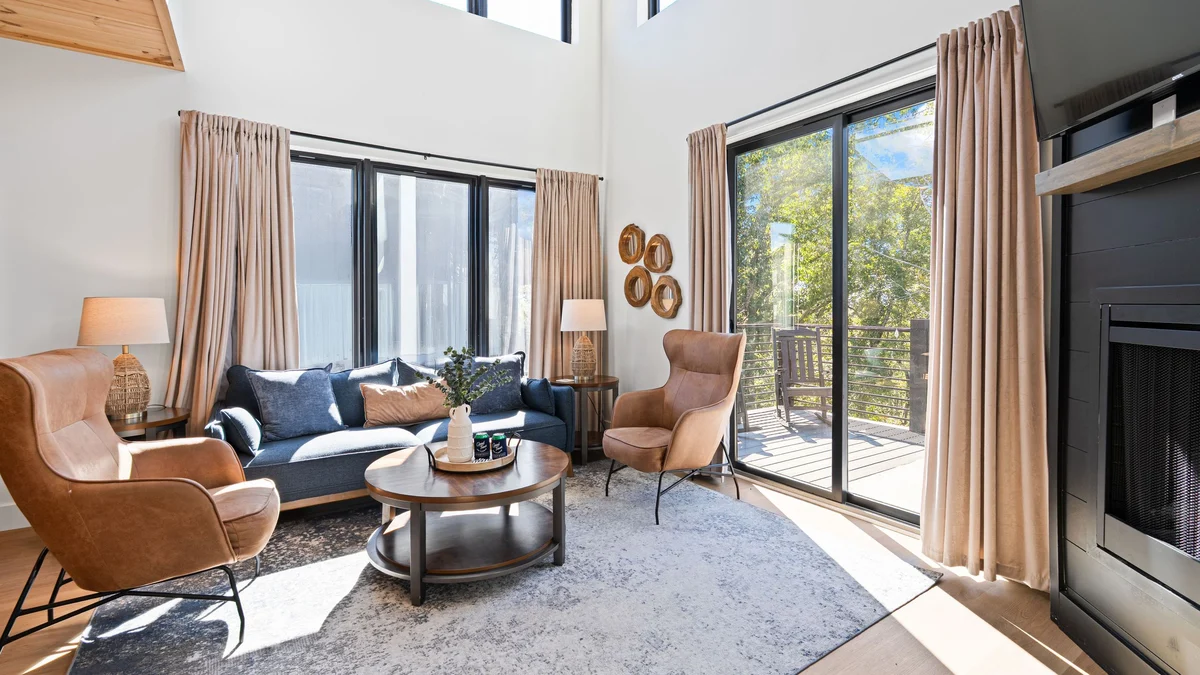 Wander Sevierville Vista