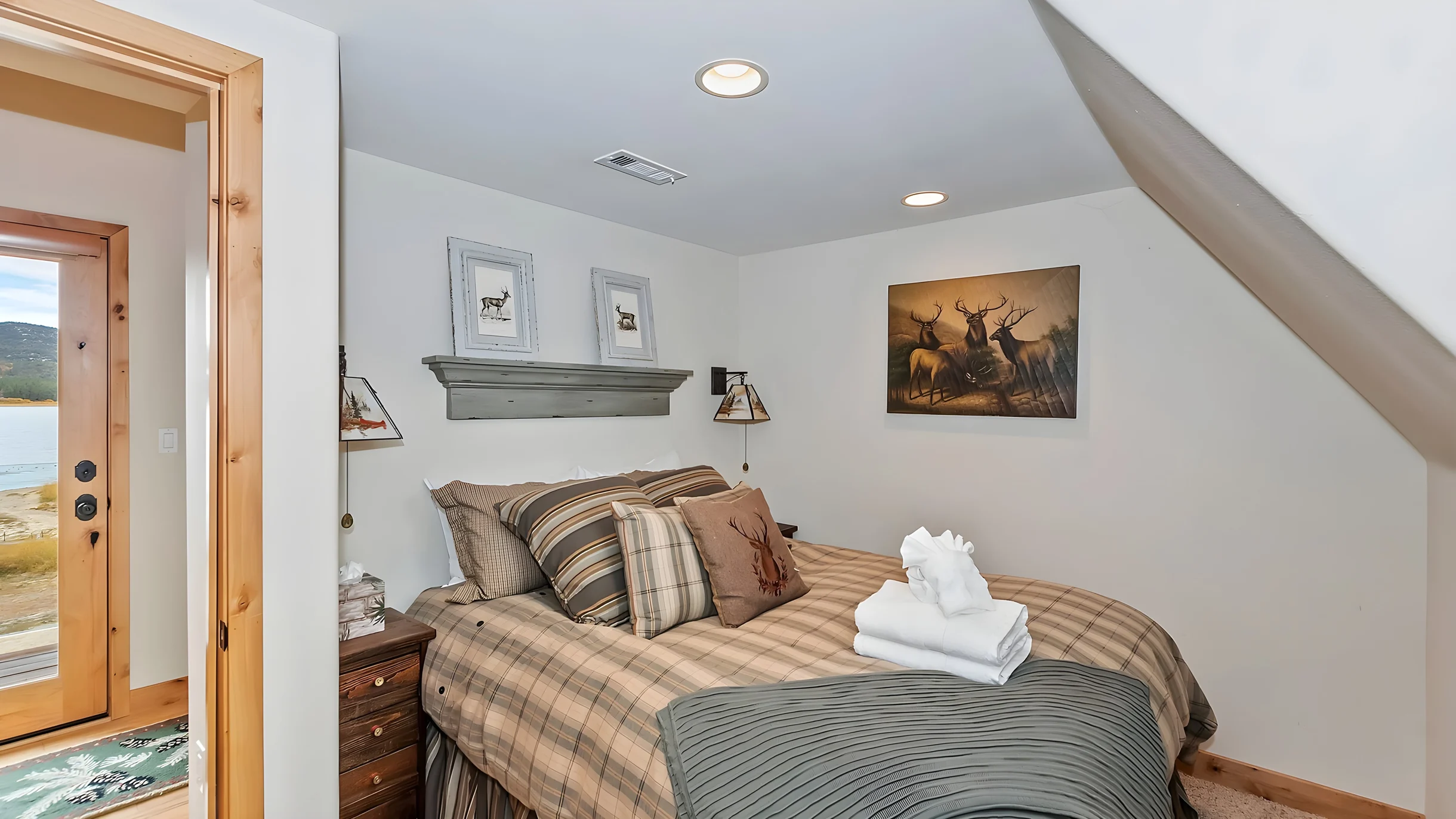 Wander Big Bear Lakefront #15