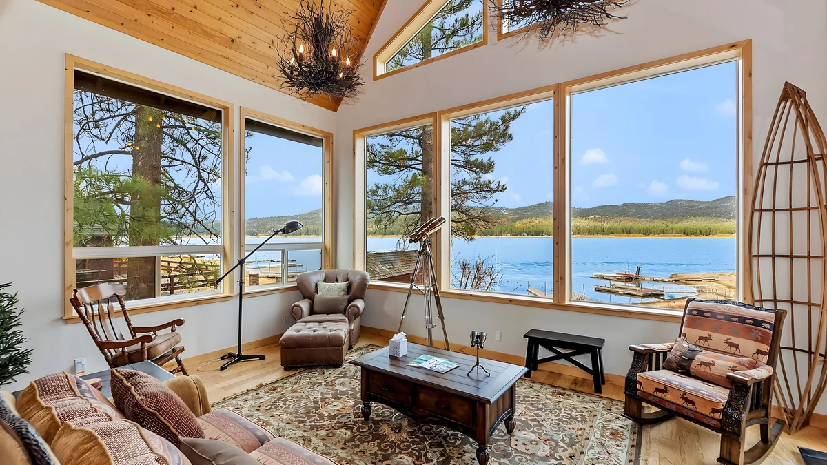 Wander Big Bear Lakefront