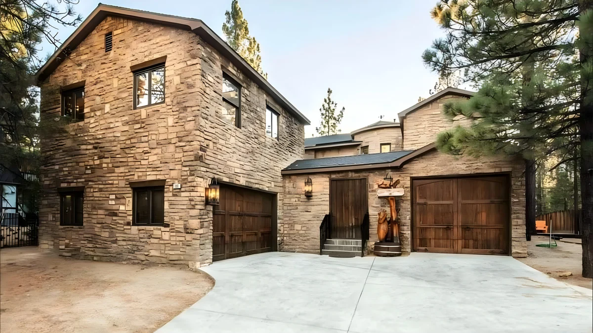 Wander Big Bear Castle