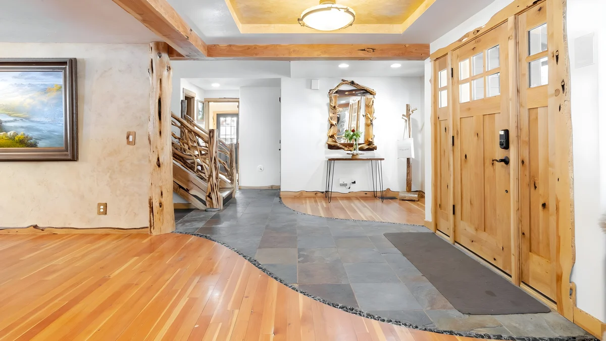 Wander Sunriver Woods