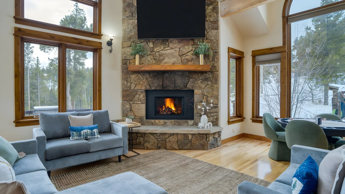 Wander Breckenridge Pine Retreat