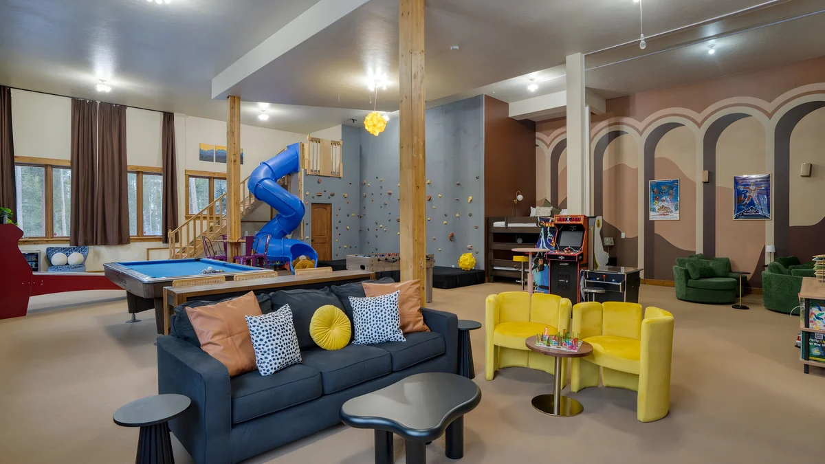 Wander Breckenridge Pine Retreat