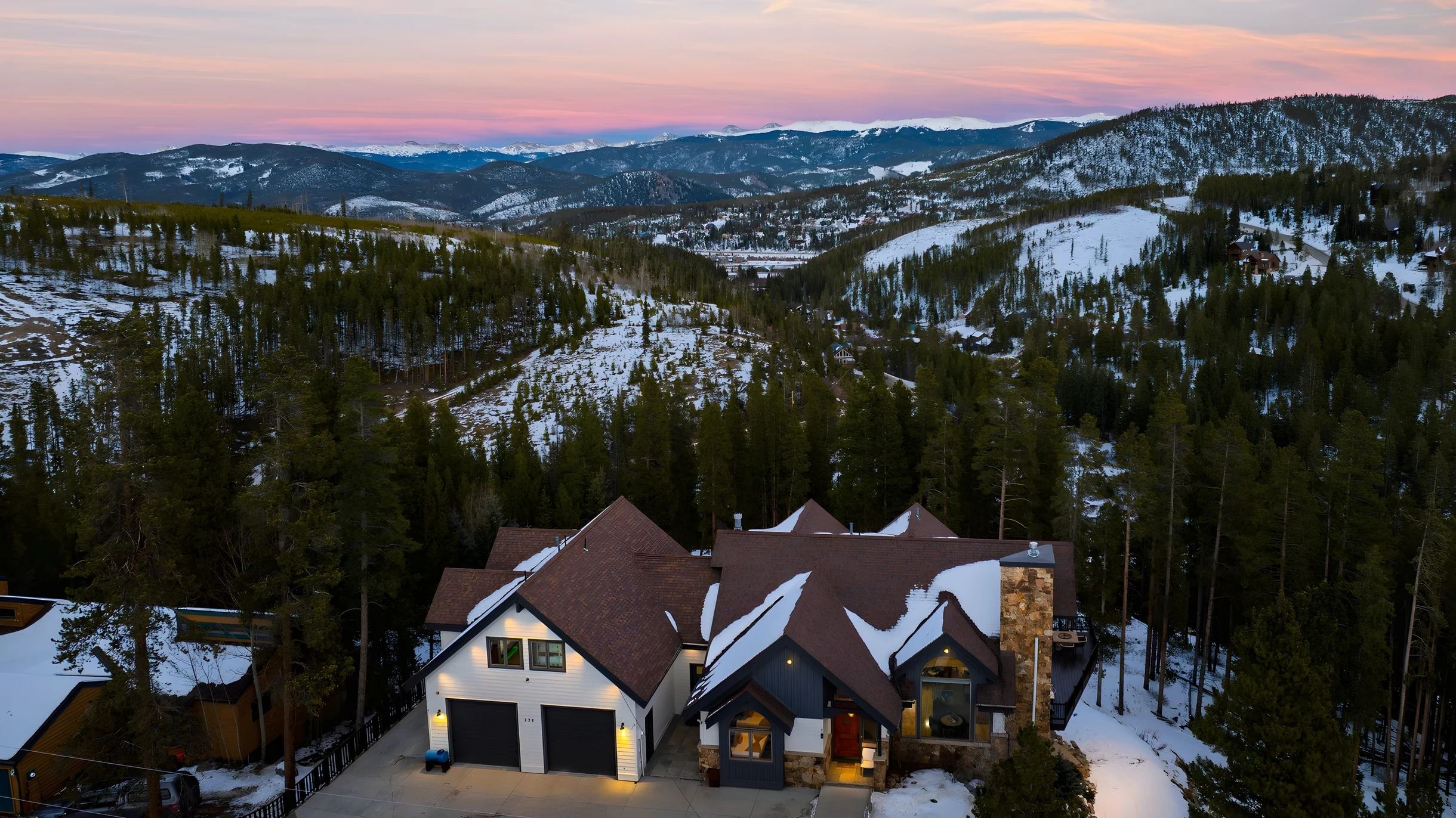 Wander Breckenridge Pine Retreat #4