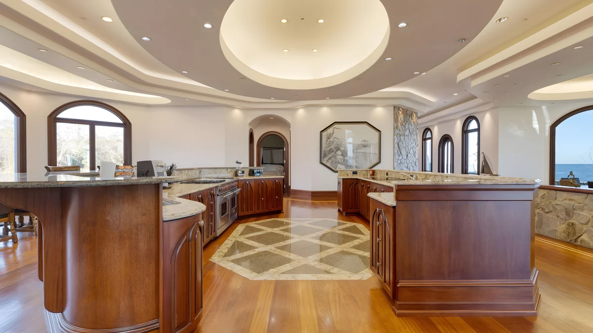 Wander Dameron Bayfront