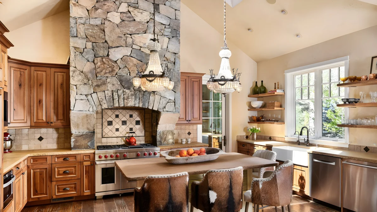 Wander Snowmass Creek