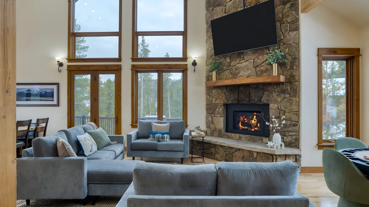 Wander Breckenridge Pine Retreat