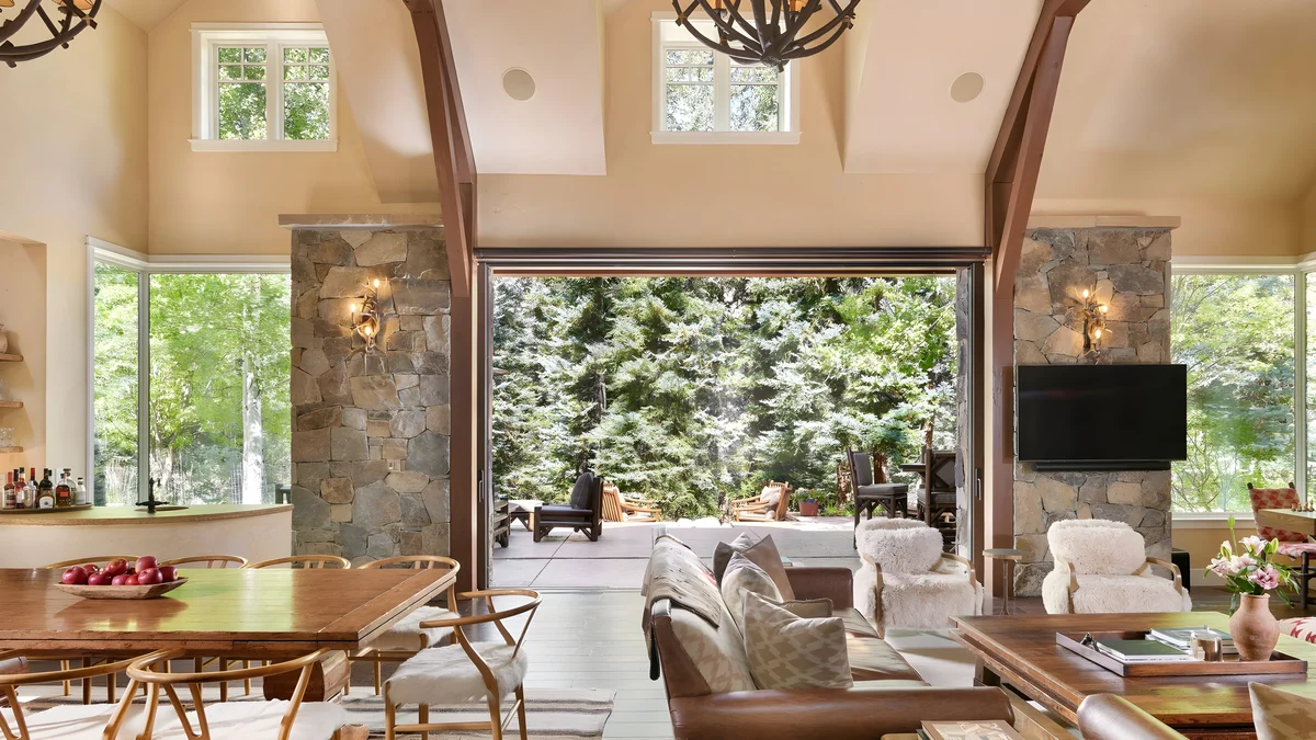 Wander Snowmass Retreat