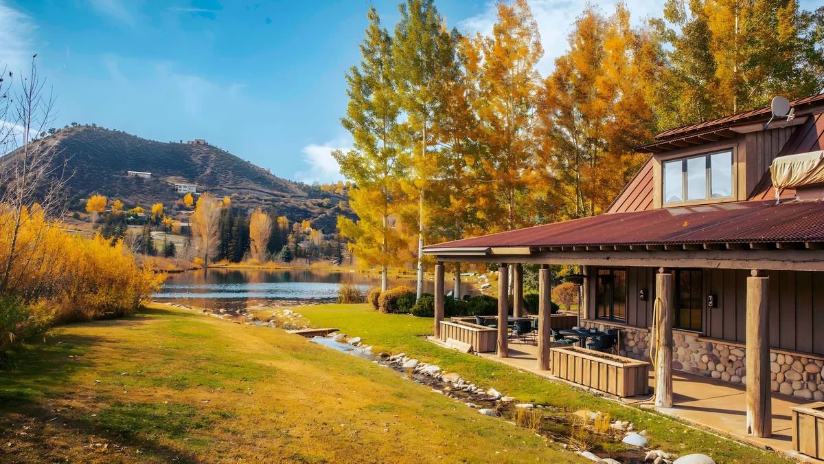Wander Snowmass Retreat