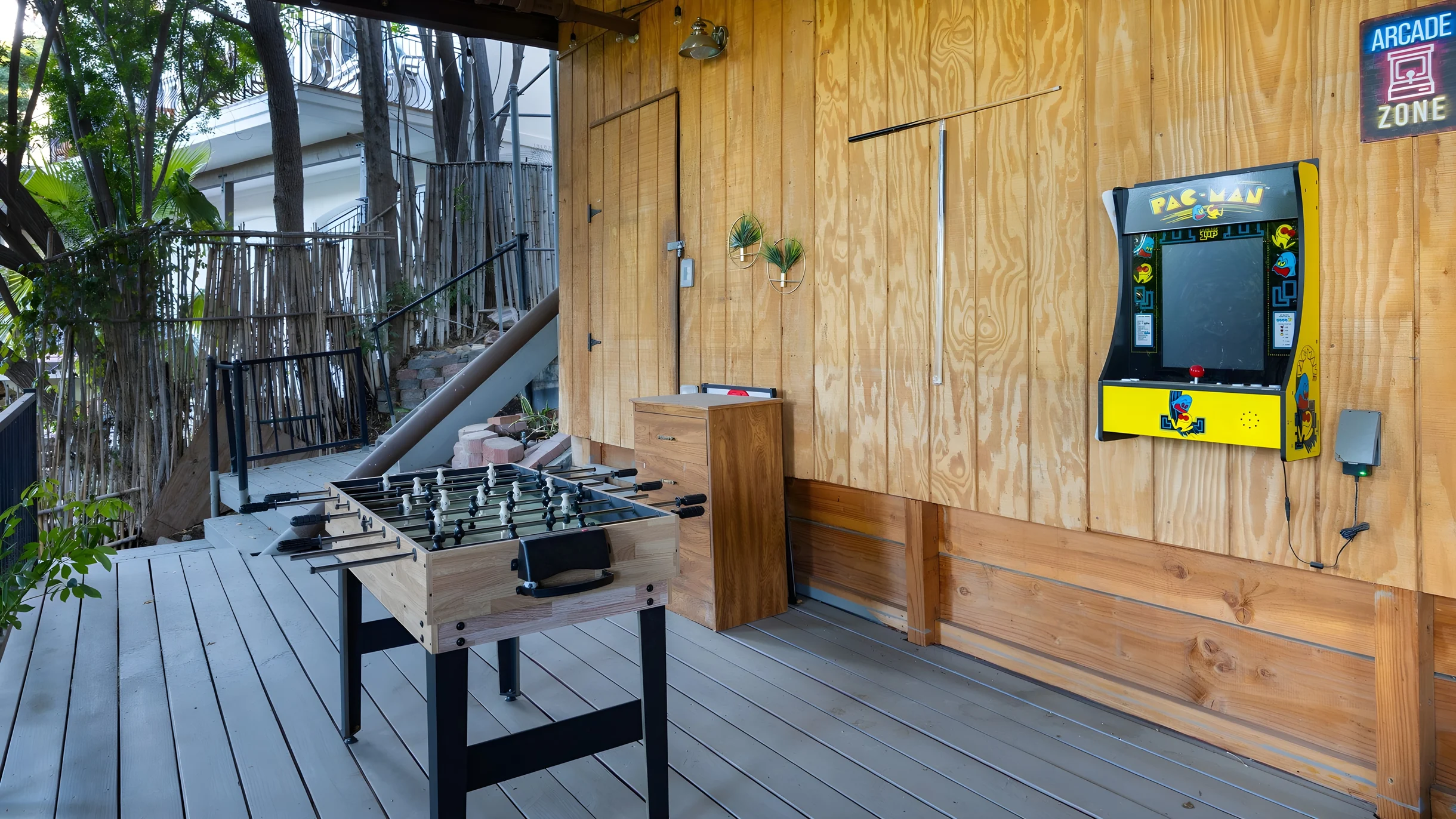 Wander Woodland Hills Foothills #17