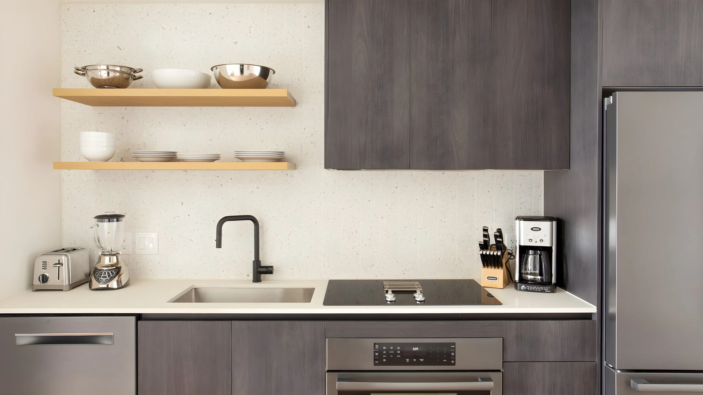 Wander Austin Highrise #5