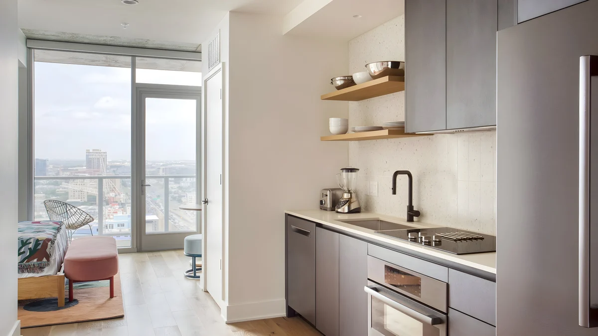 Wander Austin Highrise