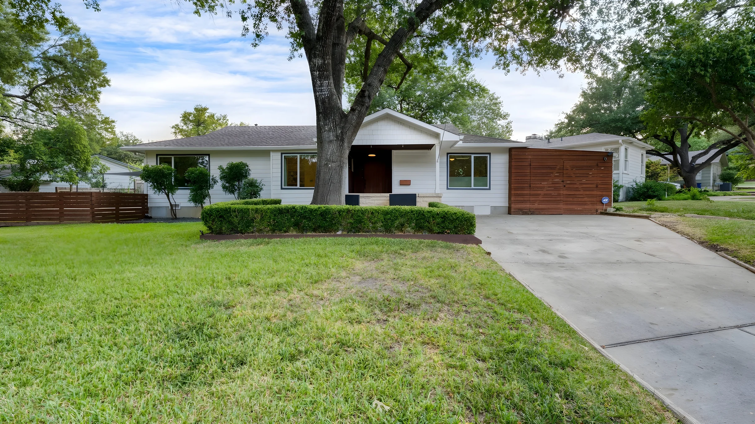 Wander Austin Leaf #4