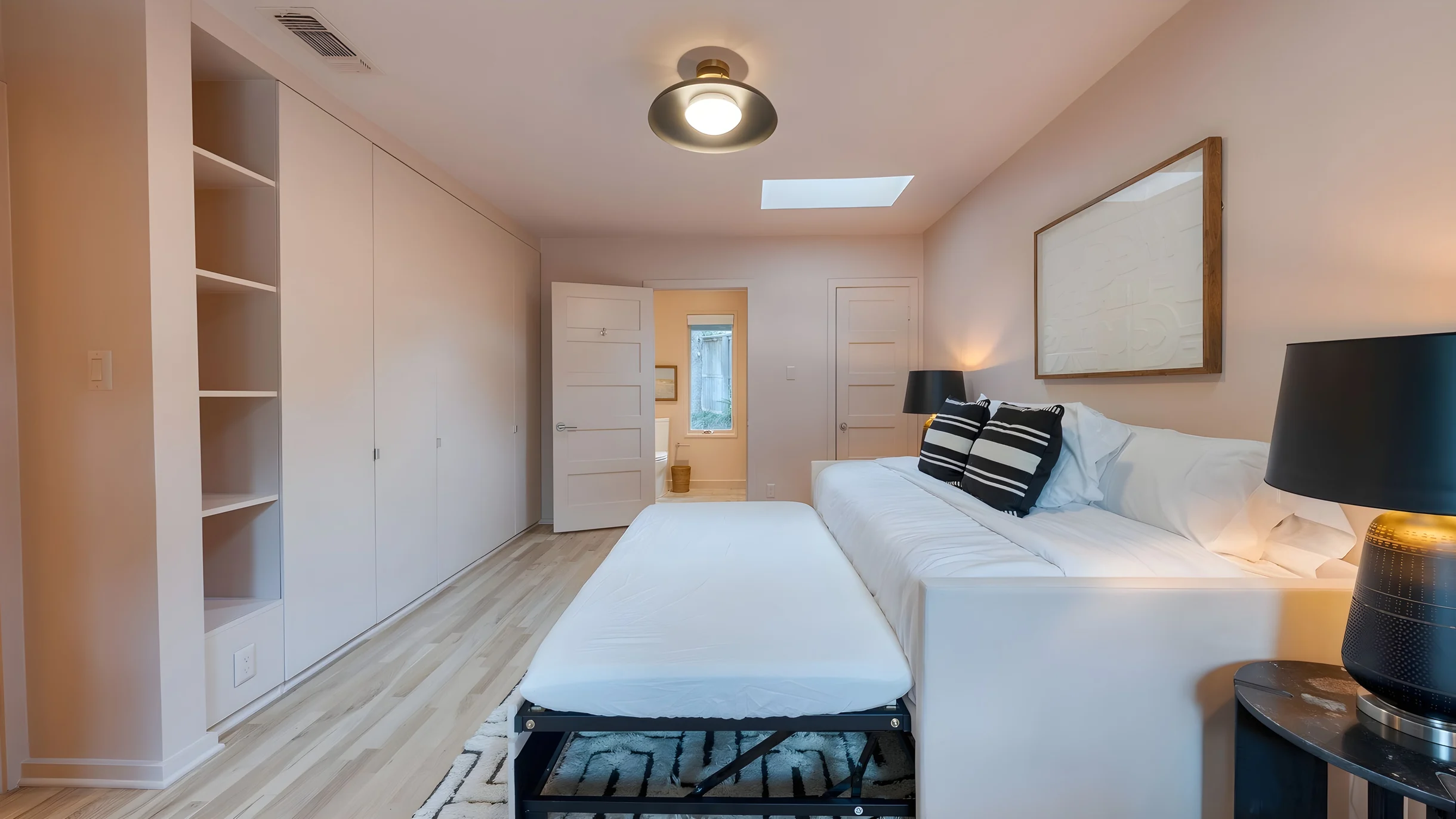 Wander Austin Leaf #24