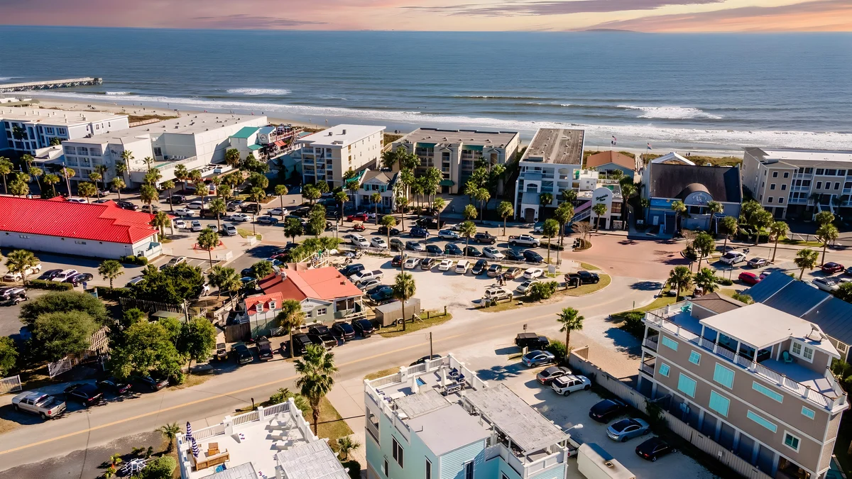Wander Mount Pleasant Harbor