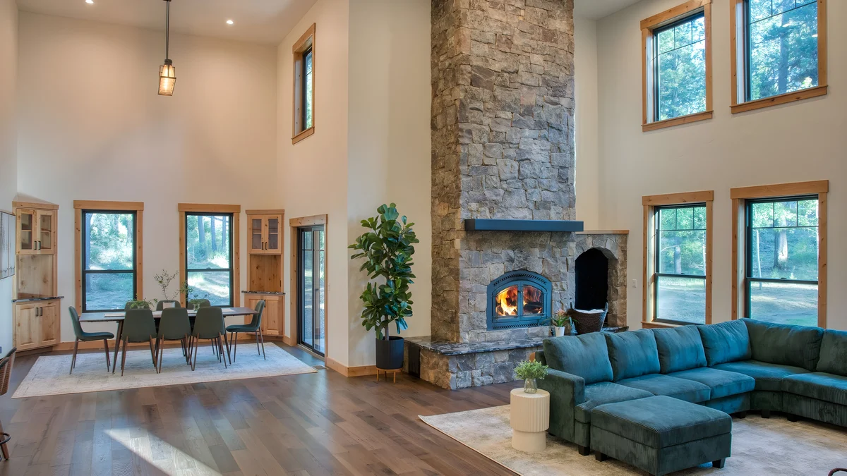 Wander Bend River Retreat