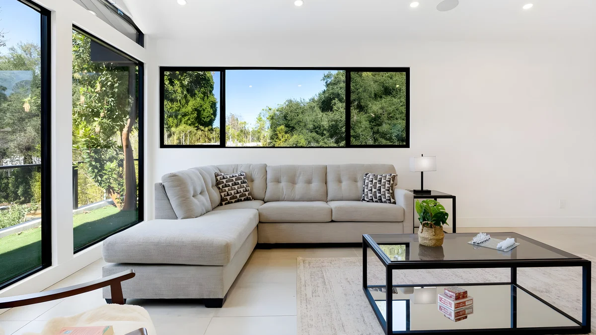 Wander Sherman Oaks Woods