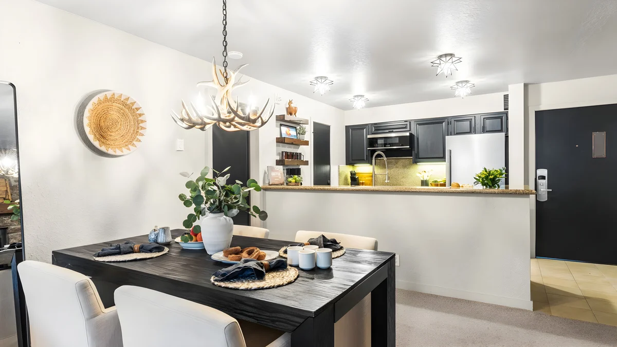 Wander Snowmass Slopes