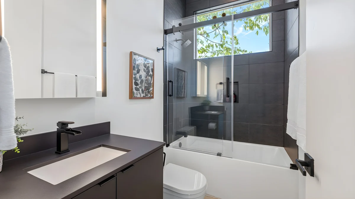 Bathroom 1 image