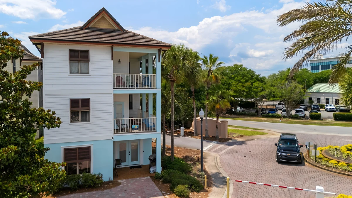 Wander Destin Allure