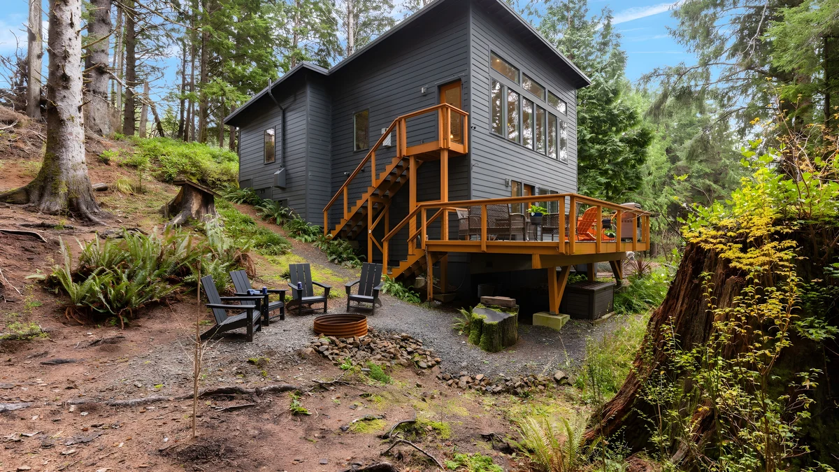 Wander Arch Cape Forest