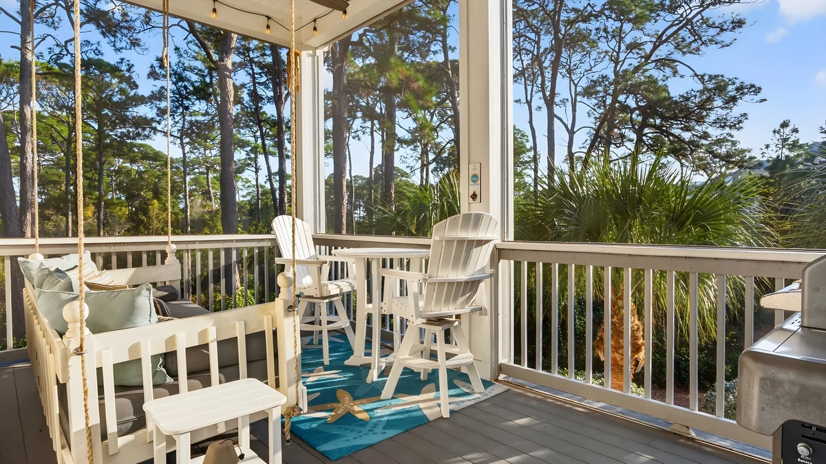 Wander Santa Rosa Evergreen