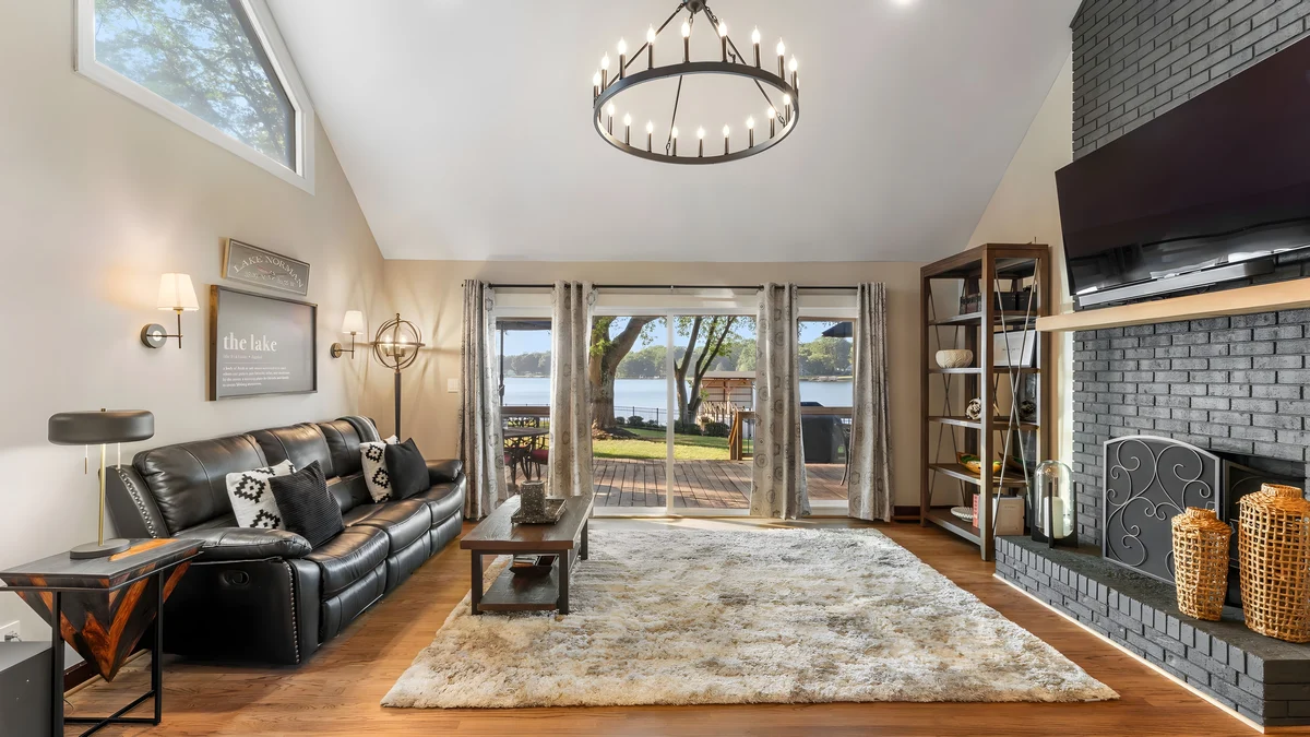 Wander Mooresville Peninsula