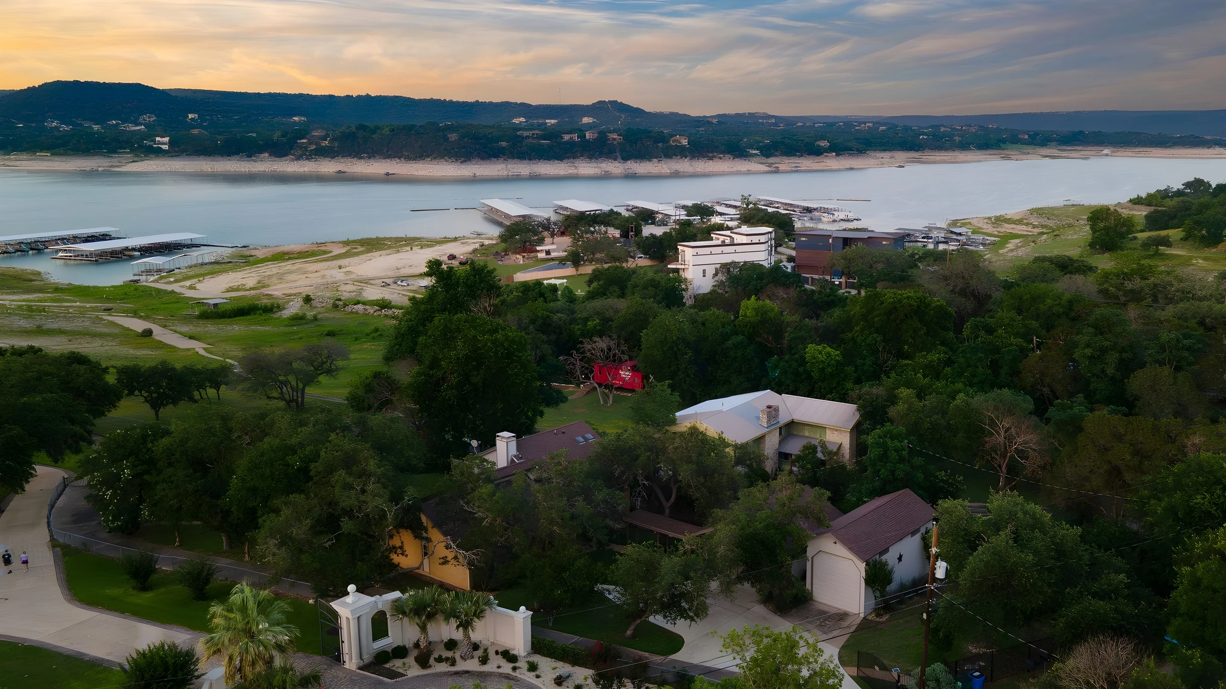 Wander Hudson Bend Shores #68