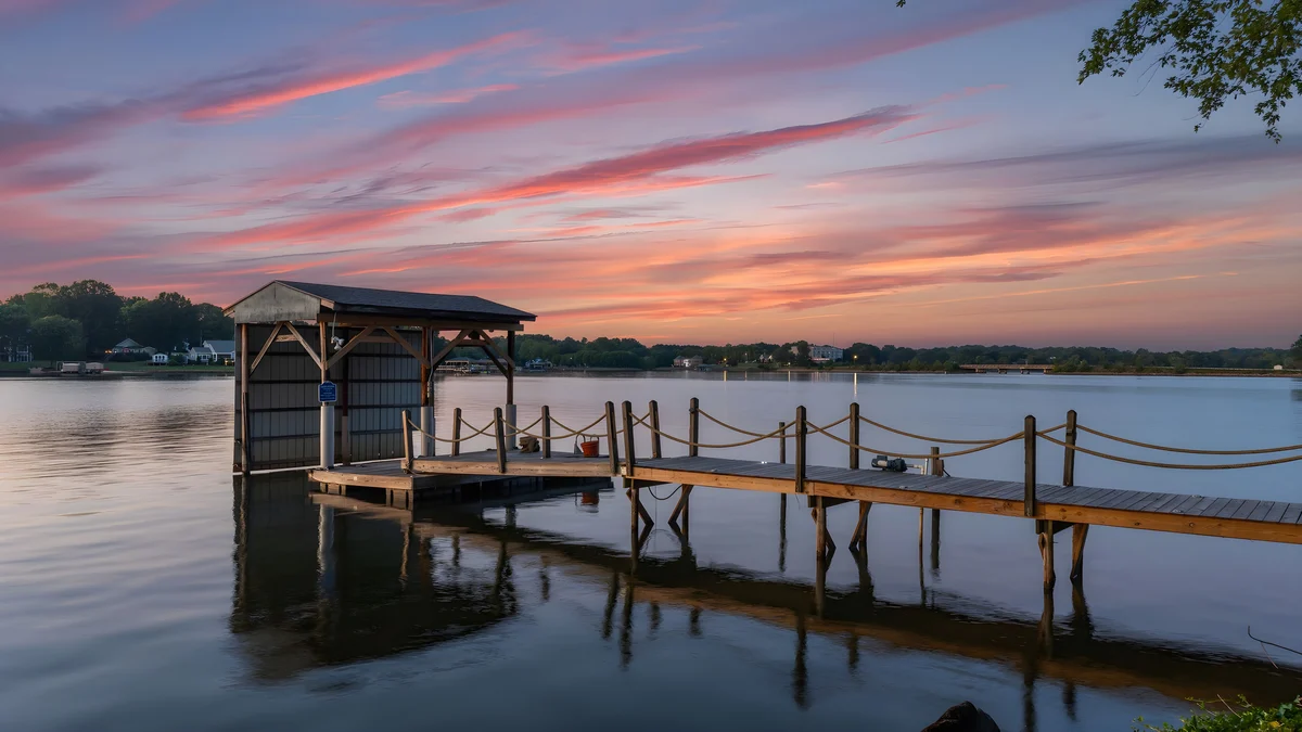 Wander Mooresville Peninsula