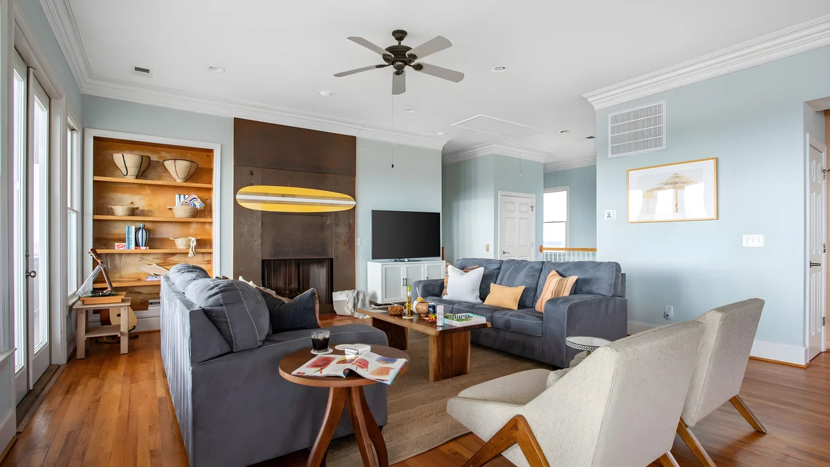 Wander Folly Beach Sands