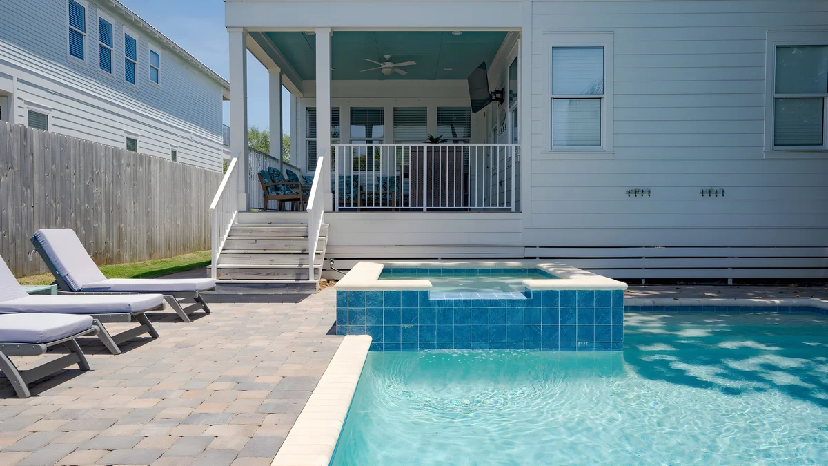 Wander Destin Emerald Dunes