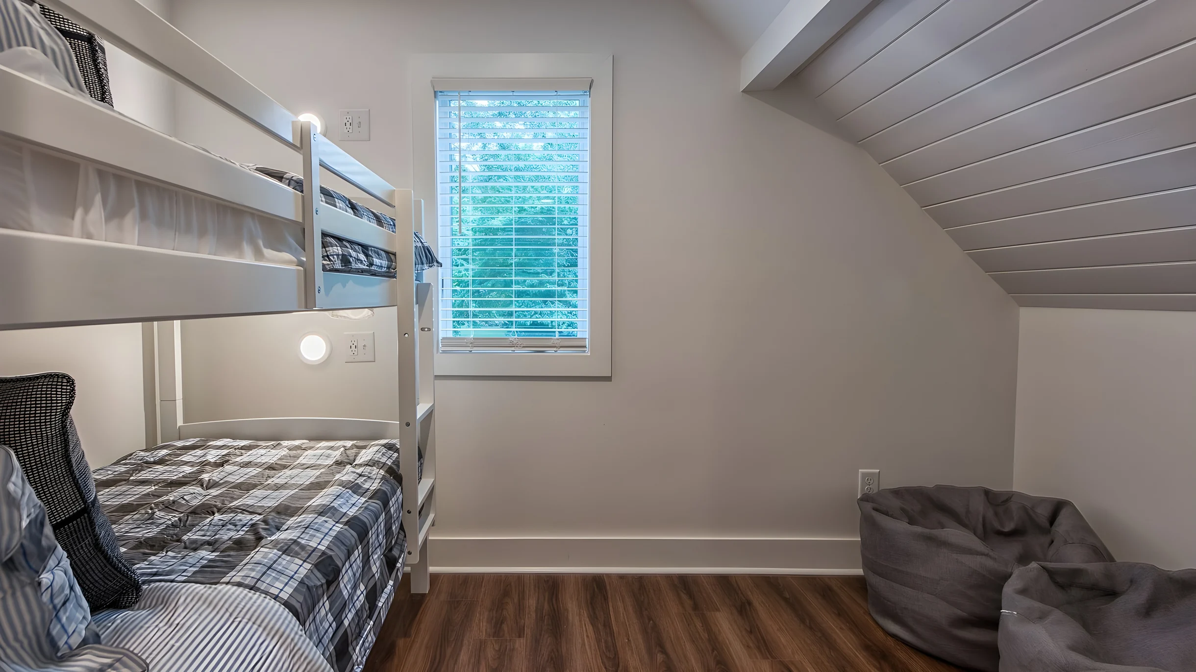 Wander Sherrills Ford Retreat #32