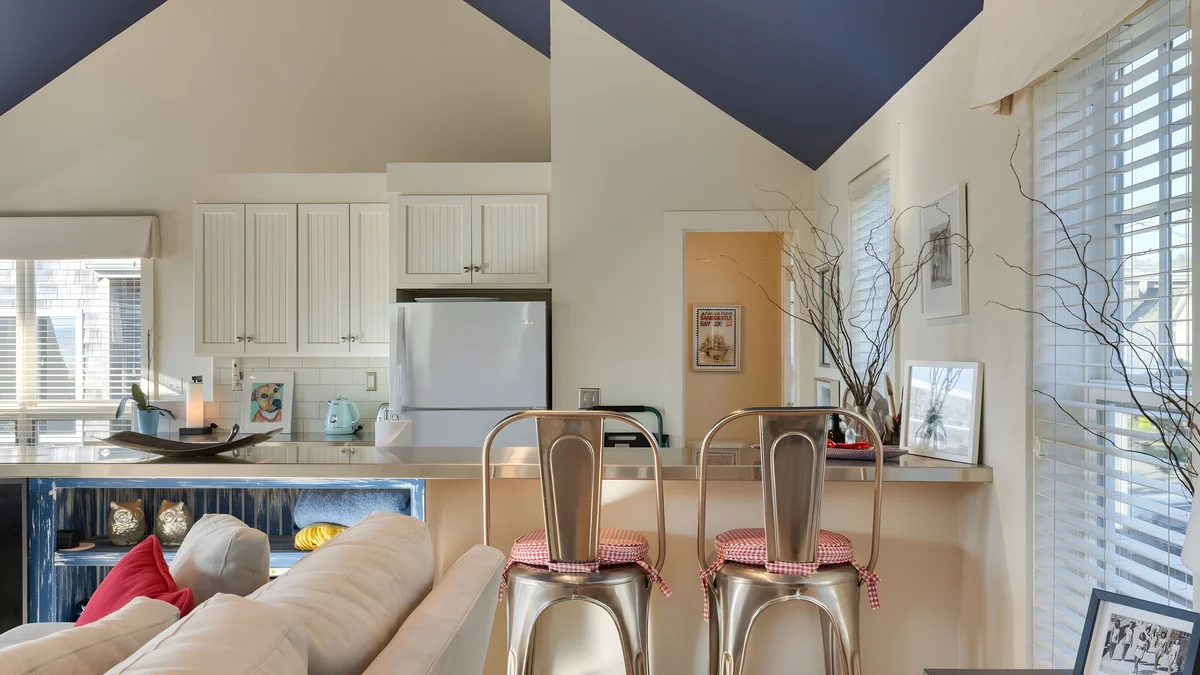 Wander Cannon Beach Shores