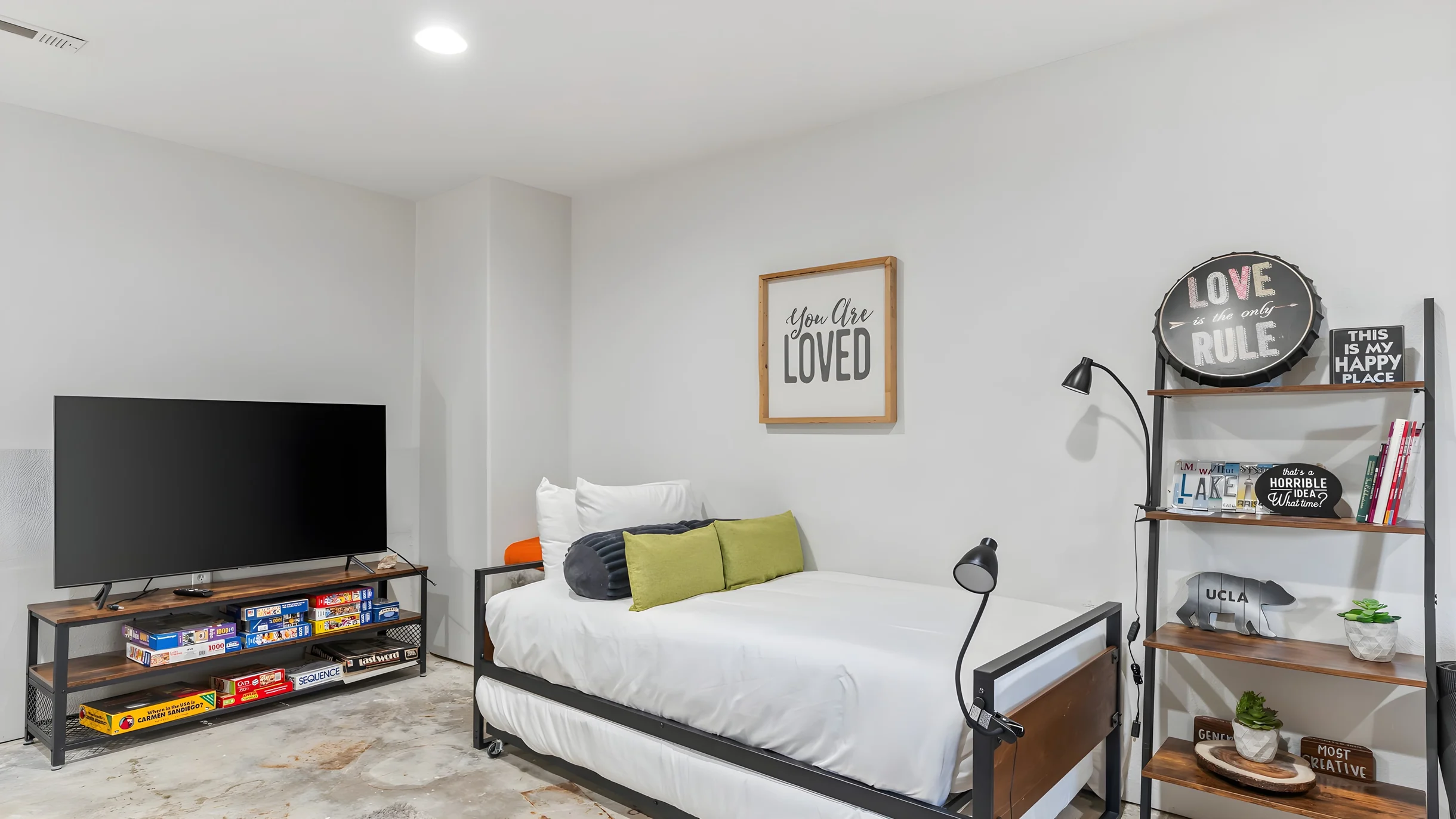 Wander Fawnskin Pines #24