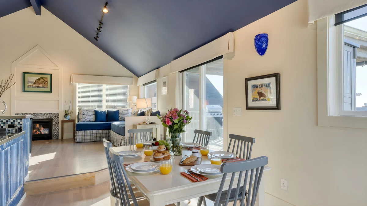 Wander Cannon Beach Shores