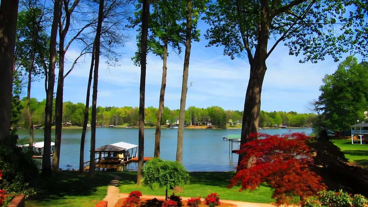 Wander Mooresville Waterfront