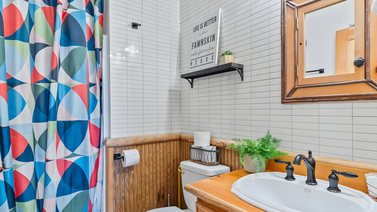 Wander Fawnskin Pines