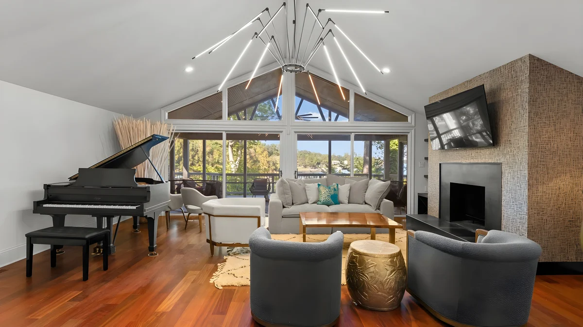 Wander Denver Deep Water