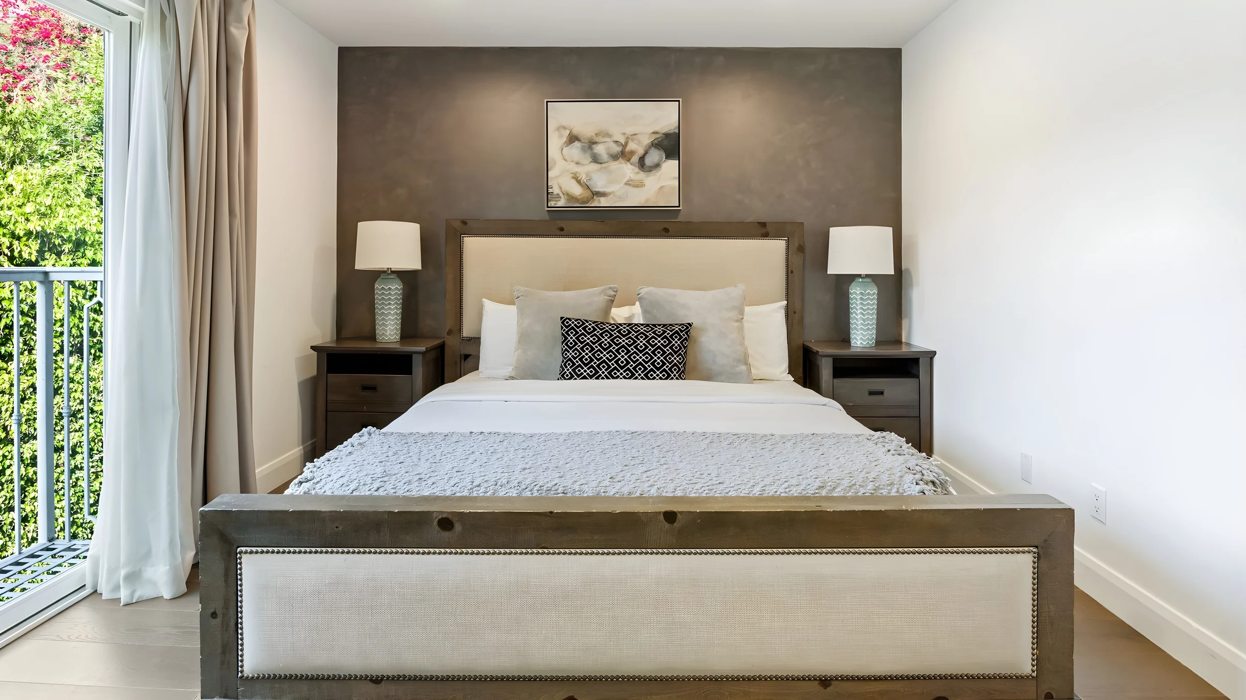 Wander Bel Air Estate #14