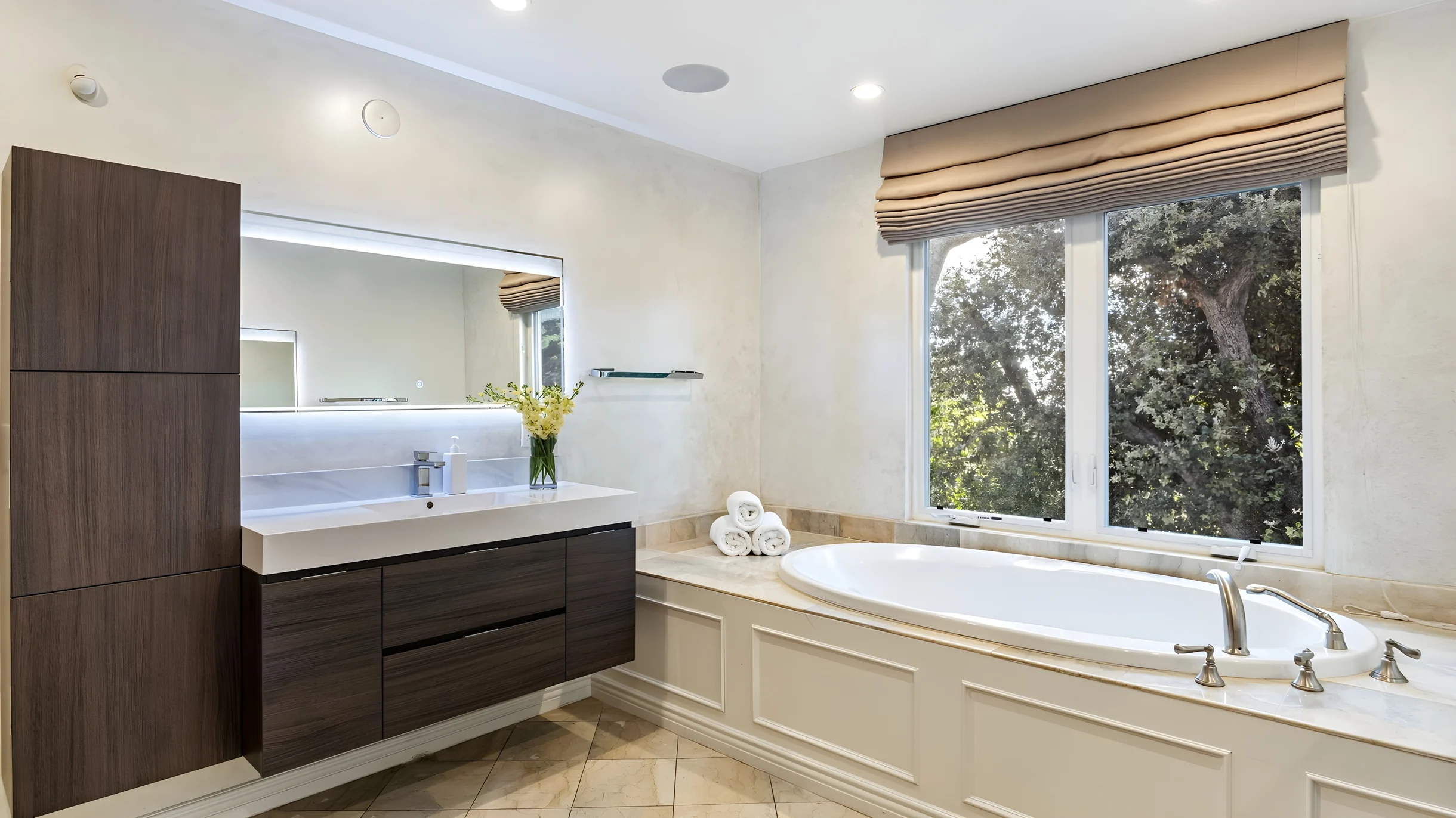 Wander Bel Air Estate #23