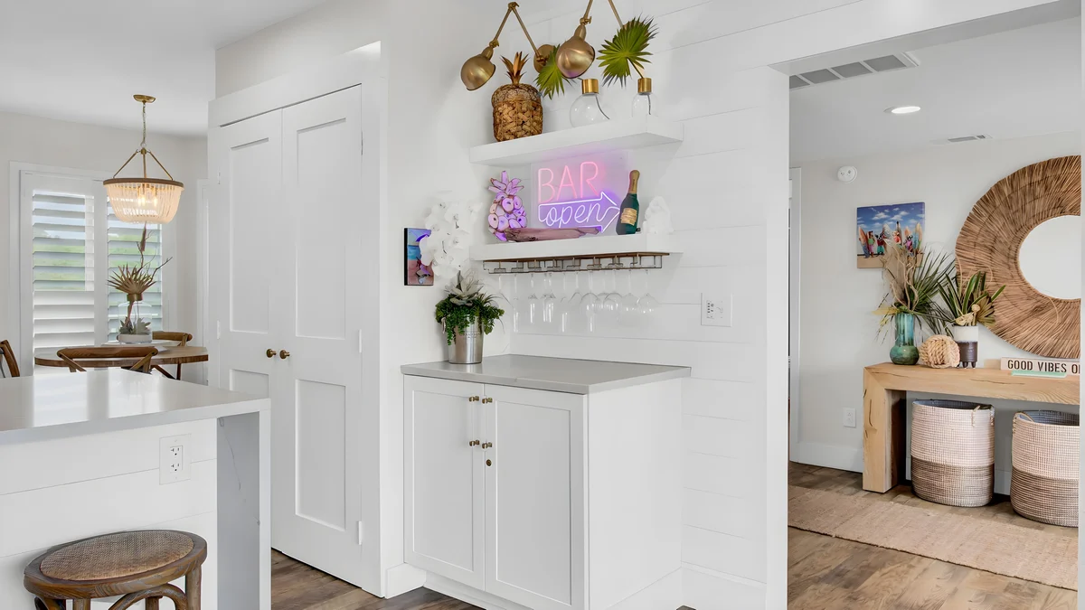 Wander Palms Penthouse