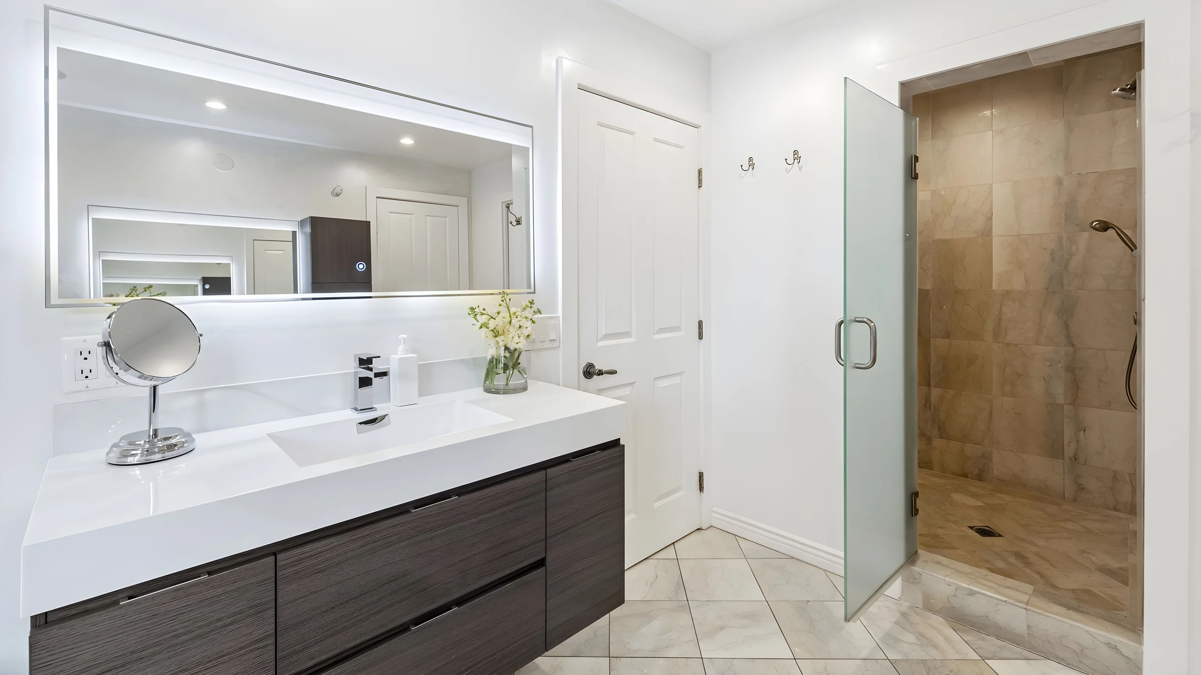 Wander Bel Air Estate #16