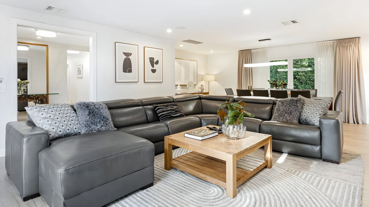 Wander Bel Air Estate