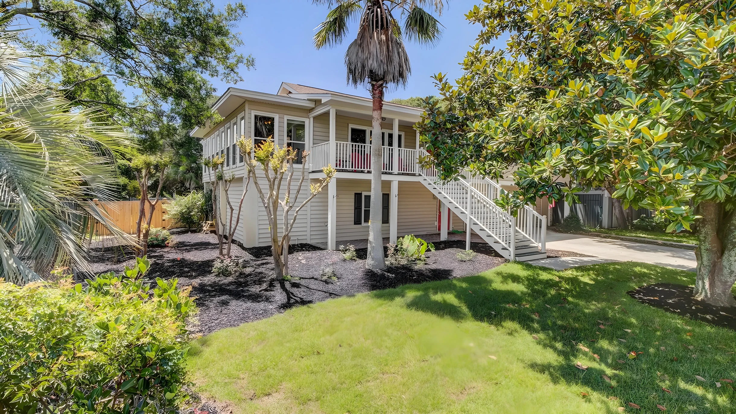 Wander Palms Escape #4