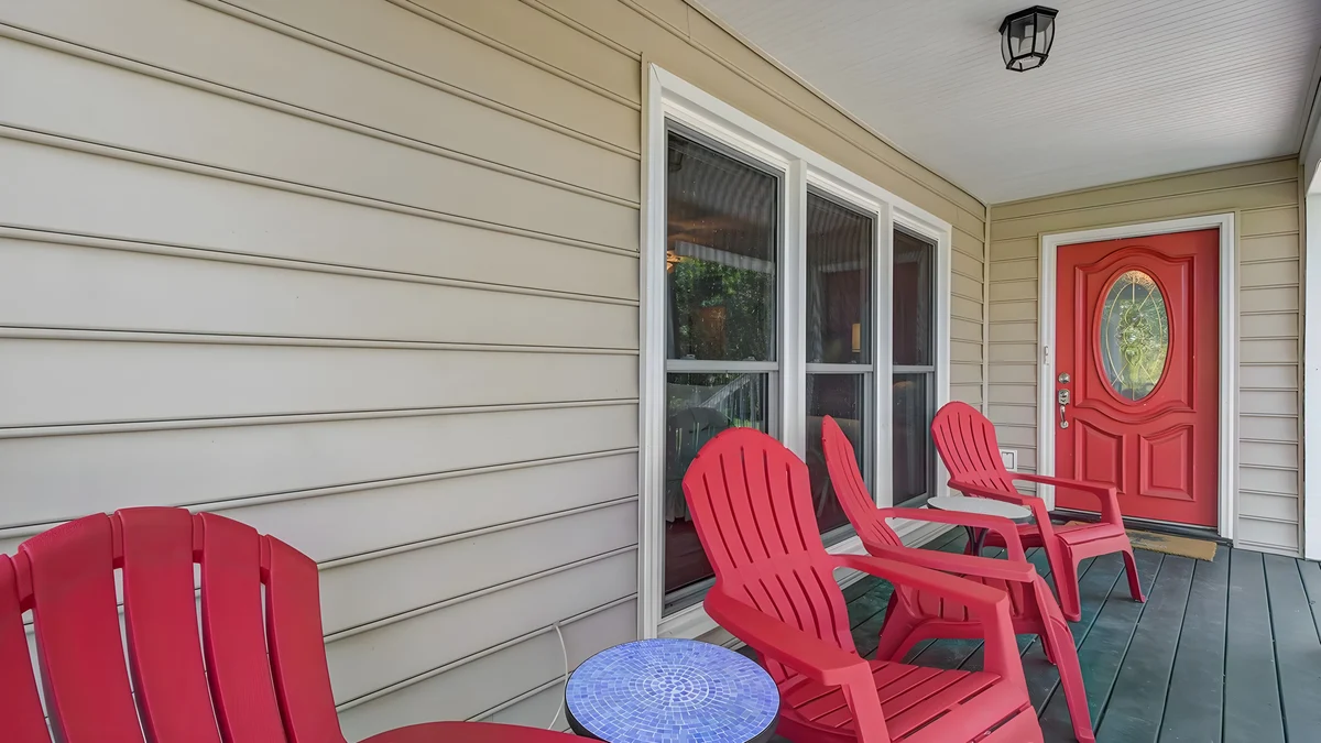 Deck image 1